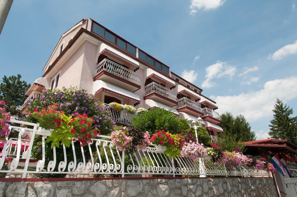 Bed & Breakfast Villa Klara Ičići Εξωτερικό φωτογραφία