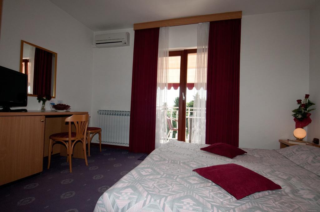 Bed & Breakfast Villa Klara Ičići Δωμάτιο φωτογραφία