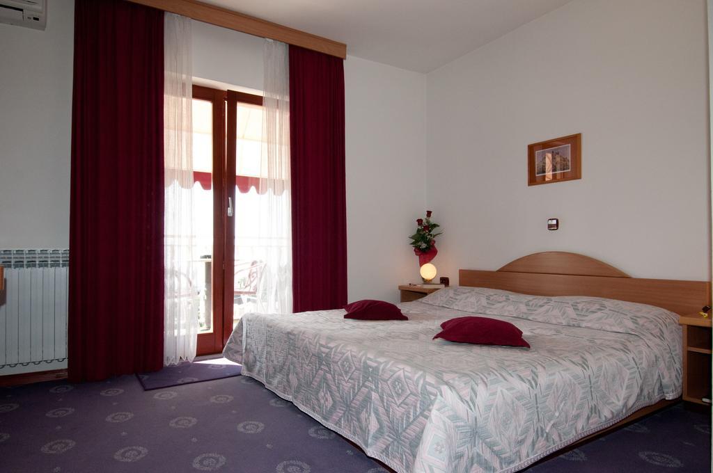 Bed & Breakfast Villa Klara Ičići Δωμάτιο φωτογραφία