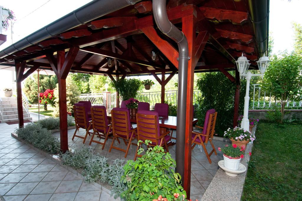 Bed & Breakfast Villa Klara Ičići Εξωτερικό φωτογραφία